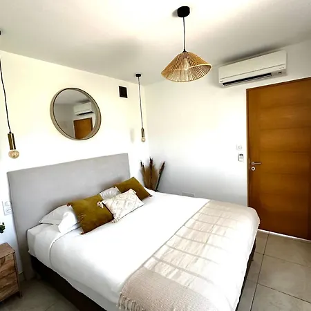 Lentiscu 6 Guests 2 Bedrooms Large Terrace Calvi (Corsica)